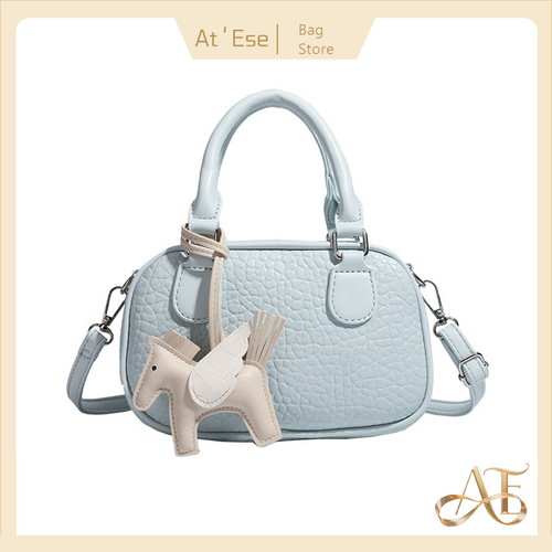At'Ese Classic Waterprool Sling Bag